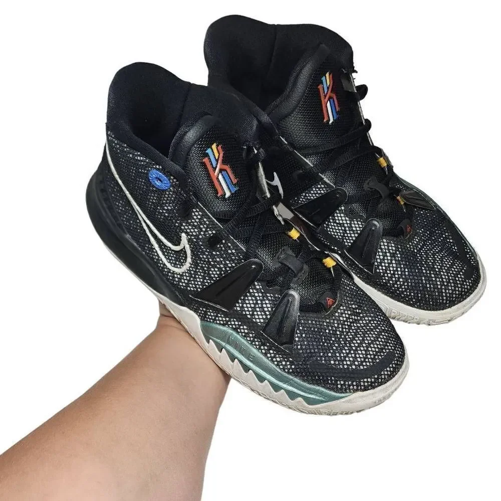 Nike Kid's Kyrie Multicolor Round Toe CT4080-002 Sneaker Athletic Shoes Size 4.5